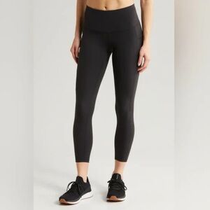 Z by Zella Perform High Waist Pocket 7/8 Leggings